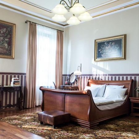 Palac W Malkowie Warta Εξωτερικό φωτογραφία